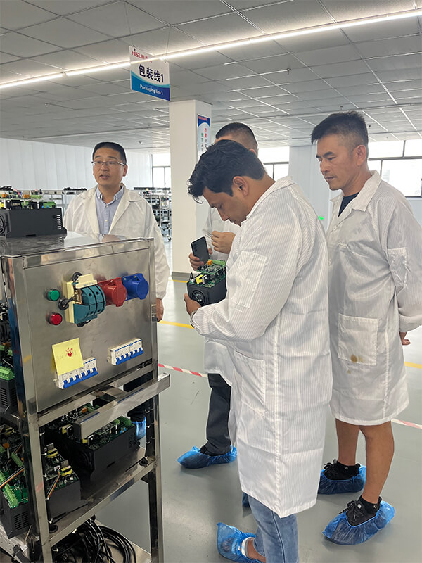 អតិថិជនរបស់យើង - ជុំវិញពិភពលោក ៥