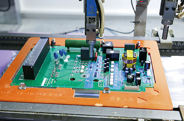 থ্রি-প্রুফ-পেইন্ট-লেপ-অপারেশন