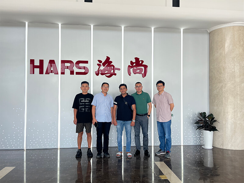 អតិថិជនរបស់យើង - ជុំវិញពិភពលោក ៦